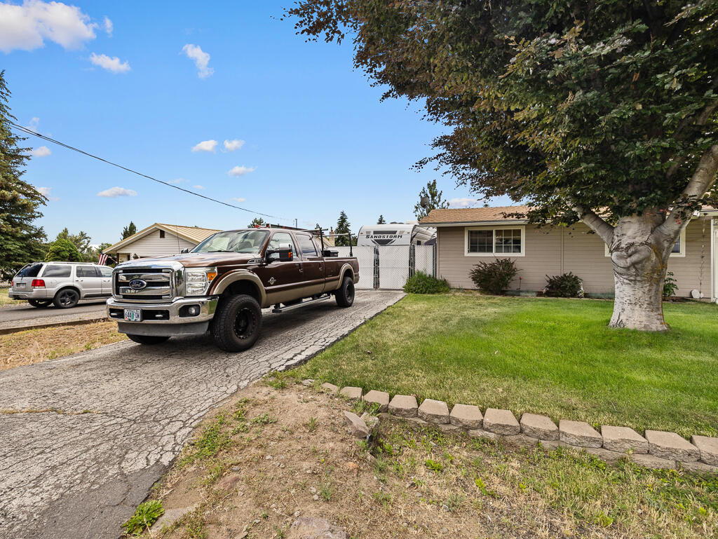 Eastmount - Residential