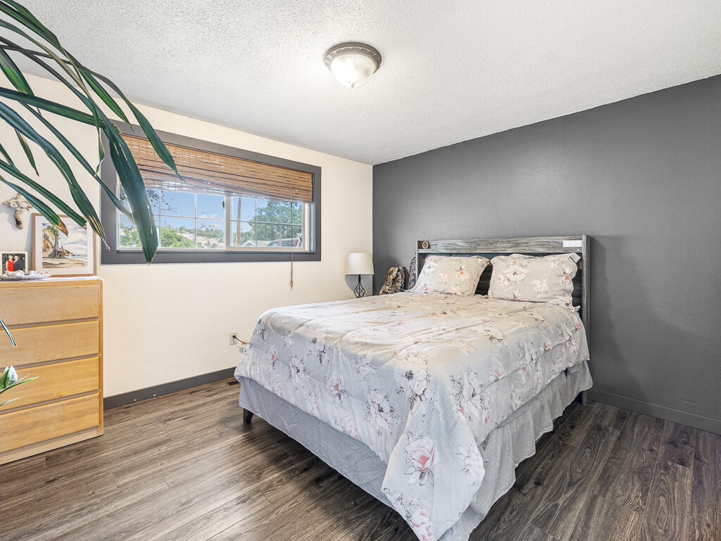 Eastmount - Residential