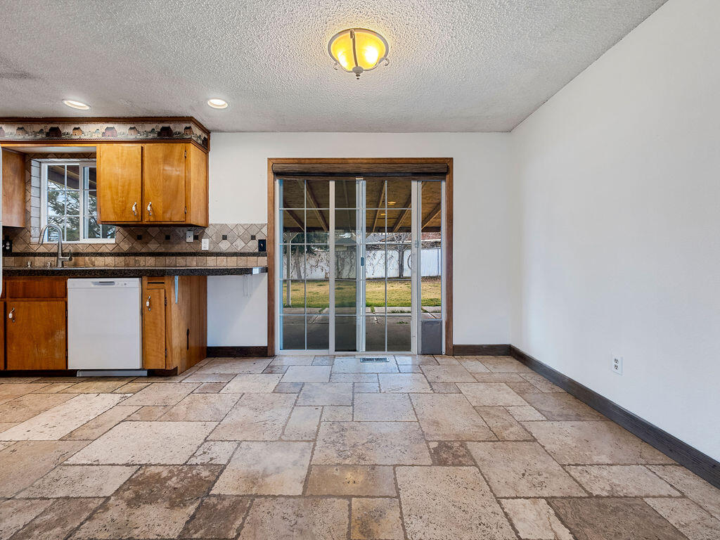 Eastmount - Residential