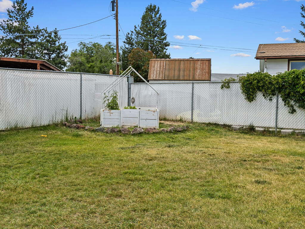 Eastmount - Residential