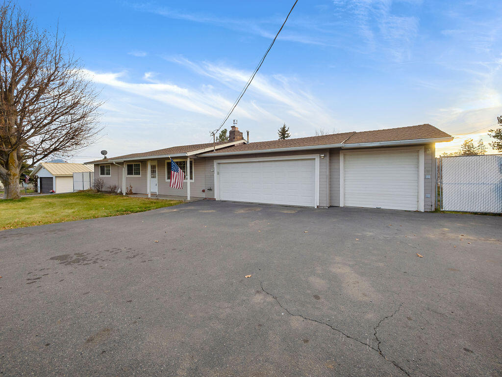 Eastmount - Residential