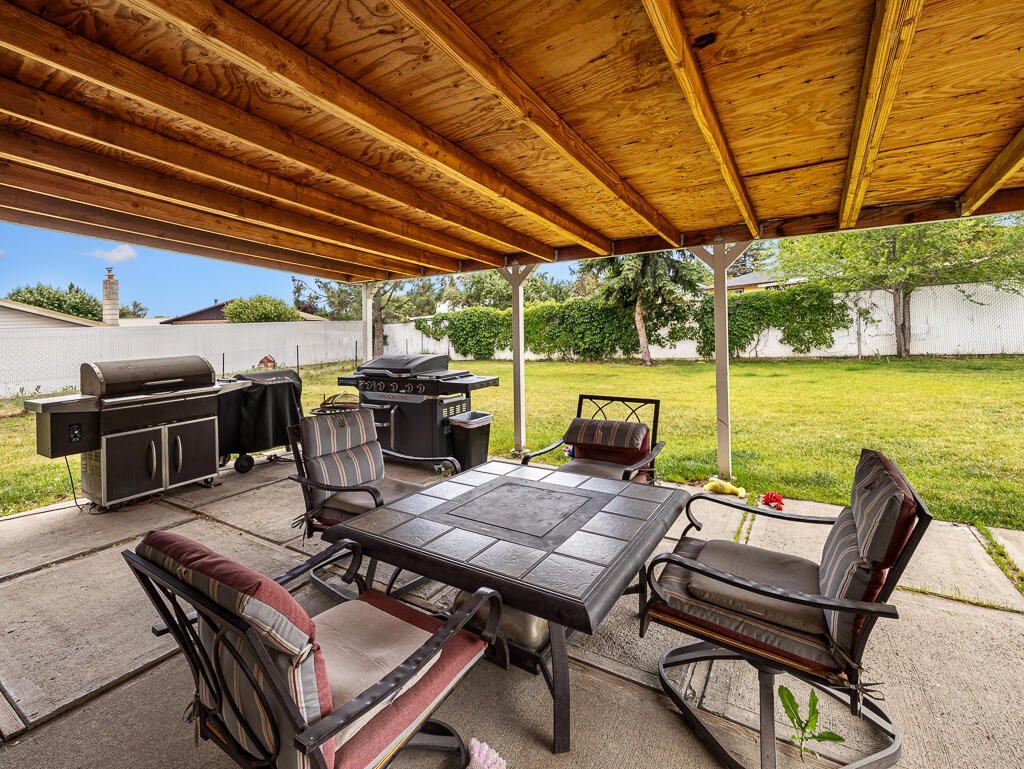 Eastmount - Residential