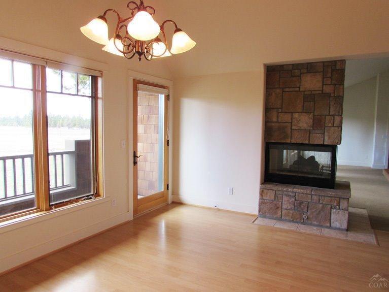 Pine Meadow Vill - Residential