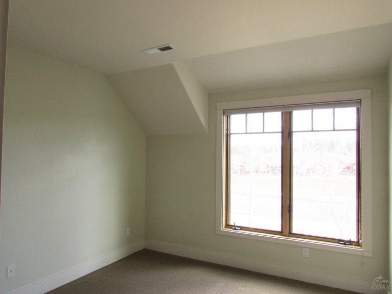 Pine Meadow Vill - Residential