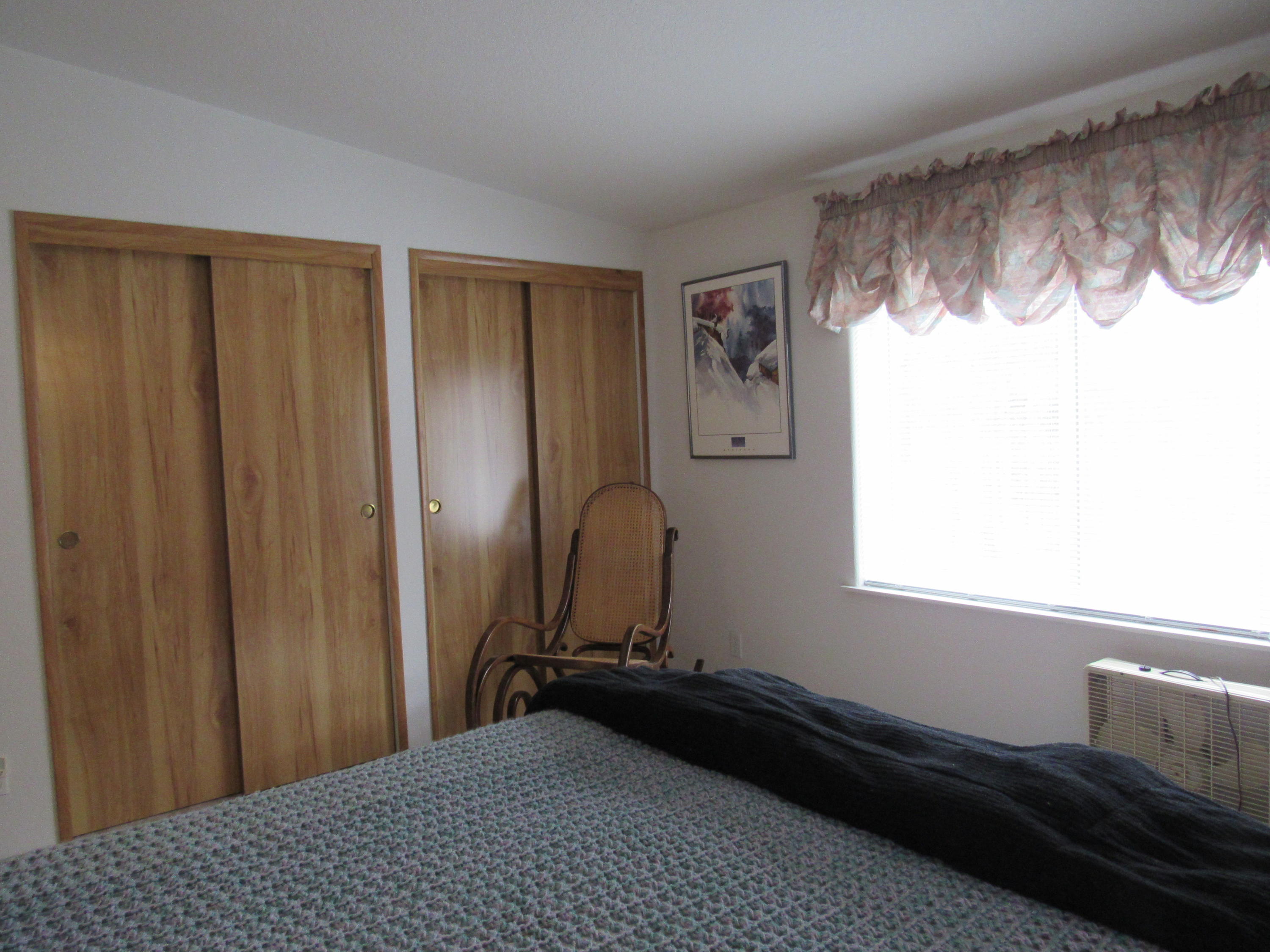 Desc Rvr Hmst Rimrk - Residential