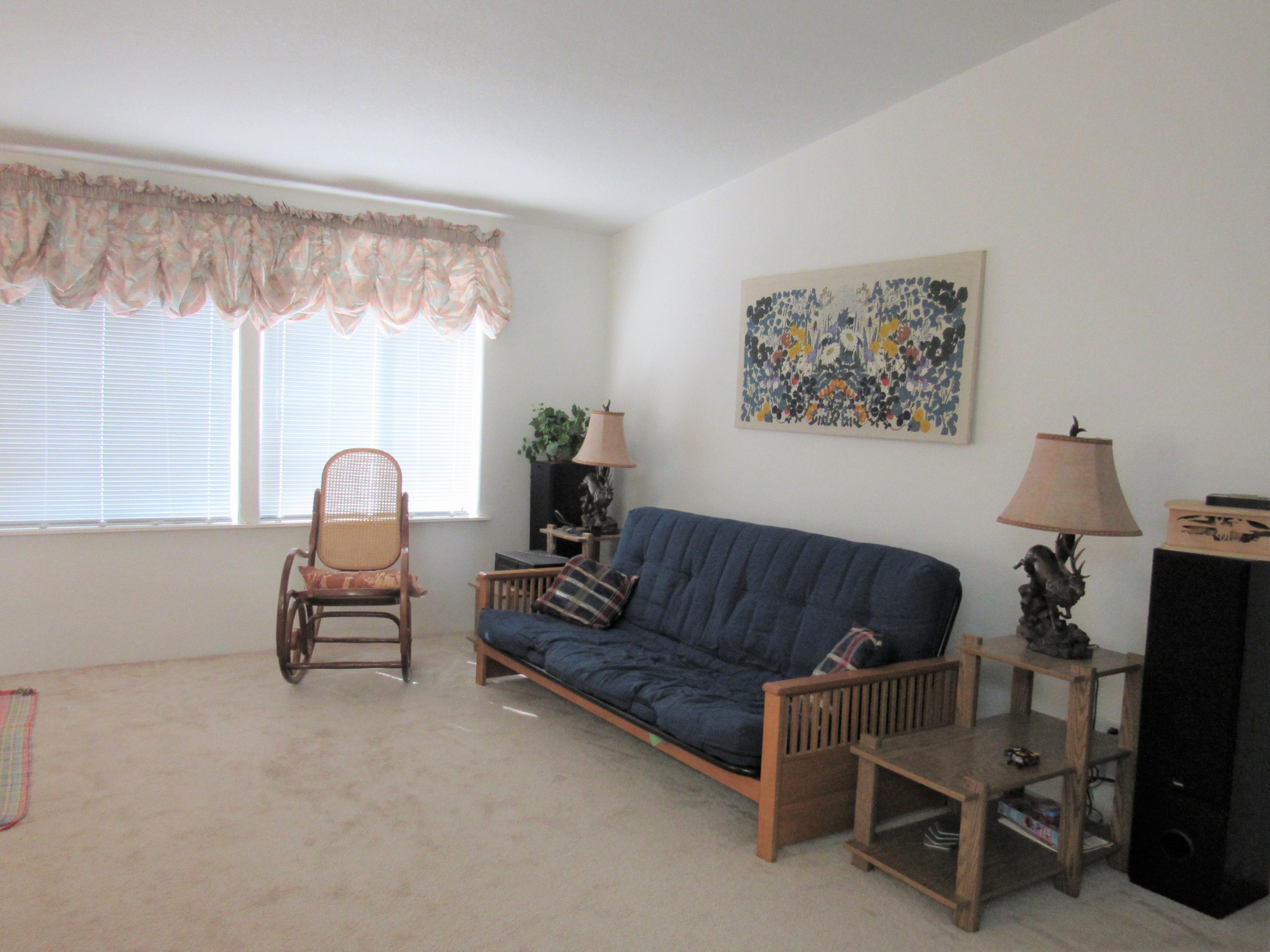 Desc Rvr Hmst Rimrk - Residential