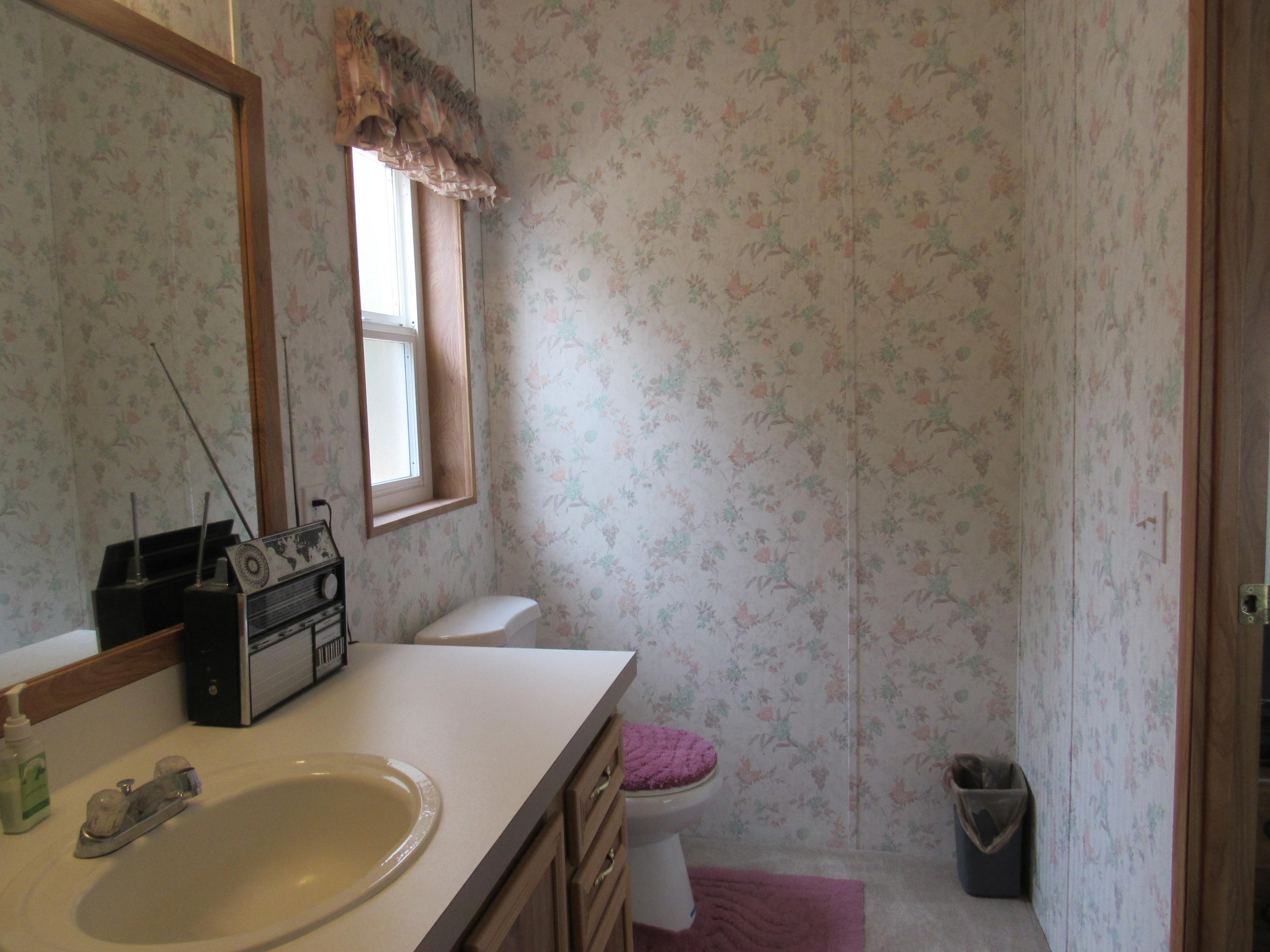 Desc Rvr Hmst Rimrk - Residential