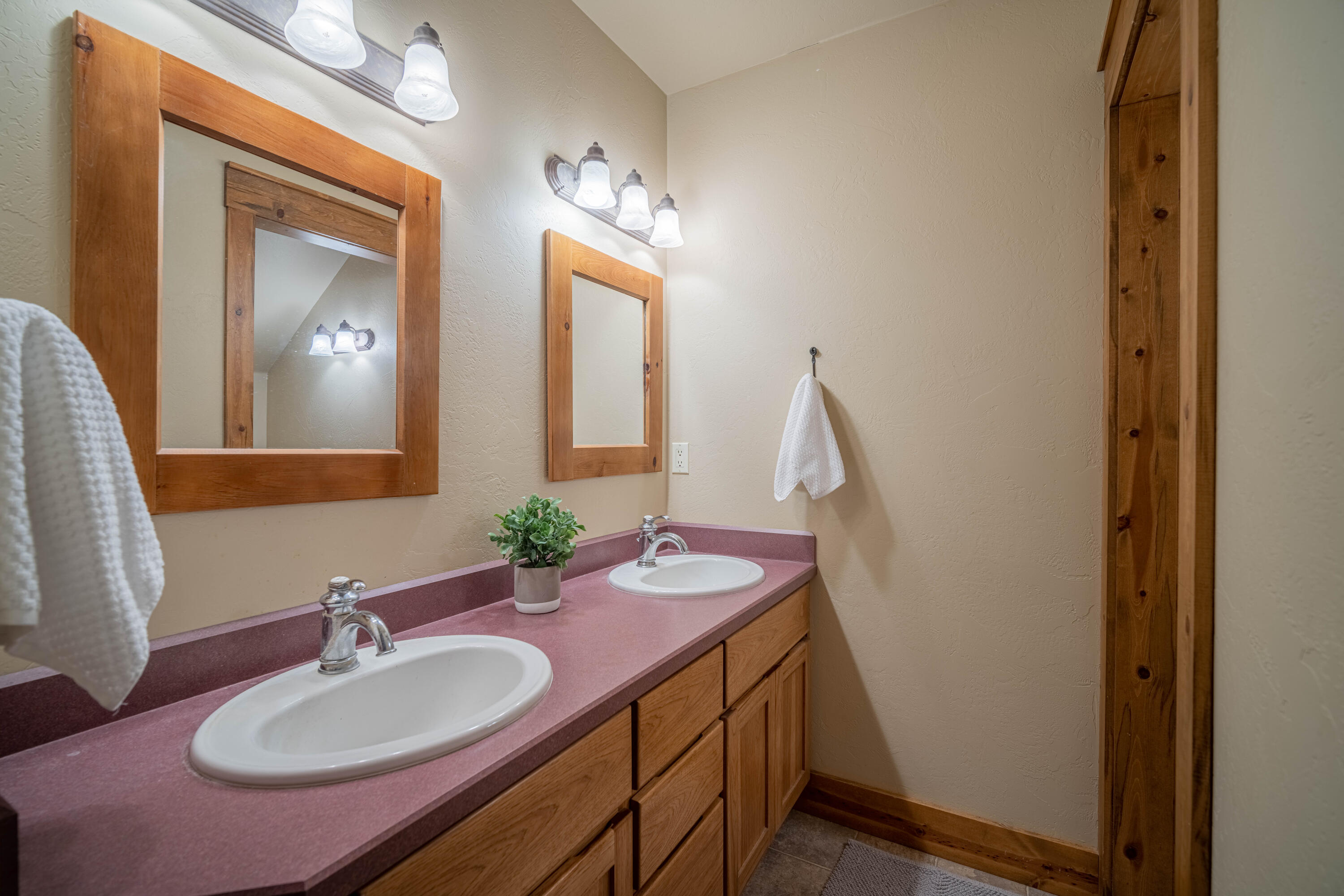 Fairway Crest Village - Residential