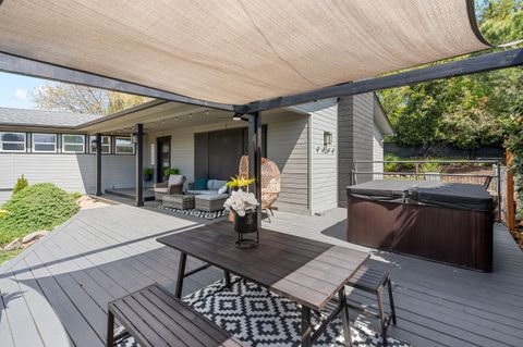 Tiny photo for 524 N Berkeley Way, Medford, OR 97504 (MLS # 220219527)