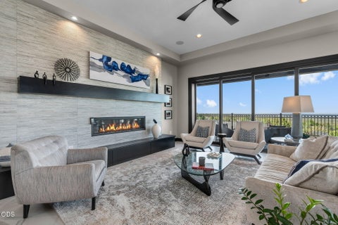 Tiny photo for 10504 Bitterbrush Court, Redmond, OR 97756 (MLS # 220226974)
