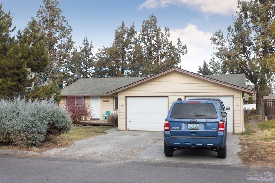 Single level duplex on quiet street conveniently located near hospital/medical offices. Forum shopping area and restaurants. Each unit is a 2 bedroom/1 bath and 896 sqft., with single car garage and own private yard. Perfect opportunity to invest in Bend or use as a primary residence.