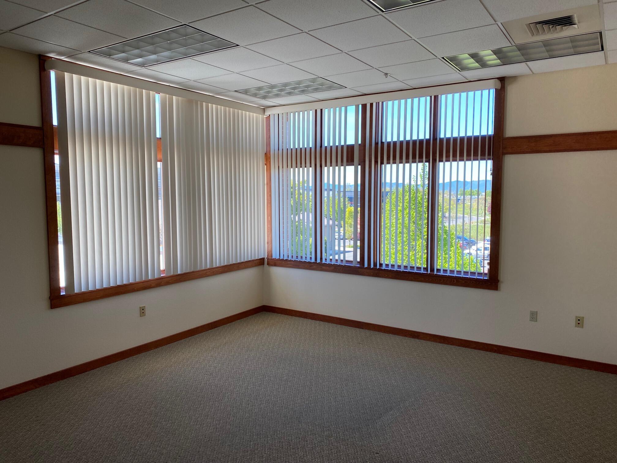 Navigators Landing - Commercial Sale