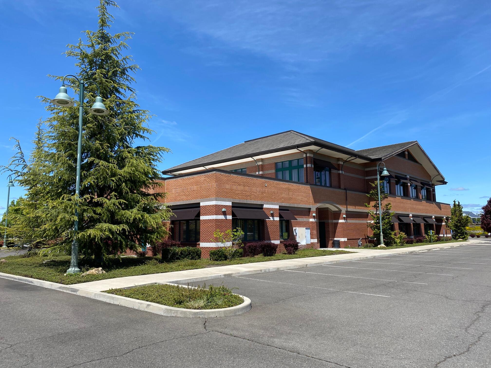 Navigators Landing - Commercial Sale