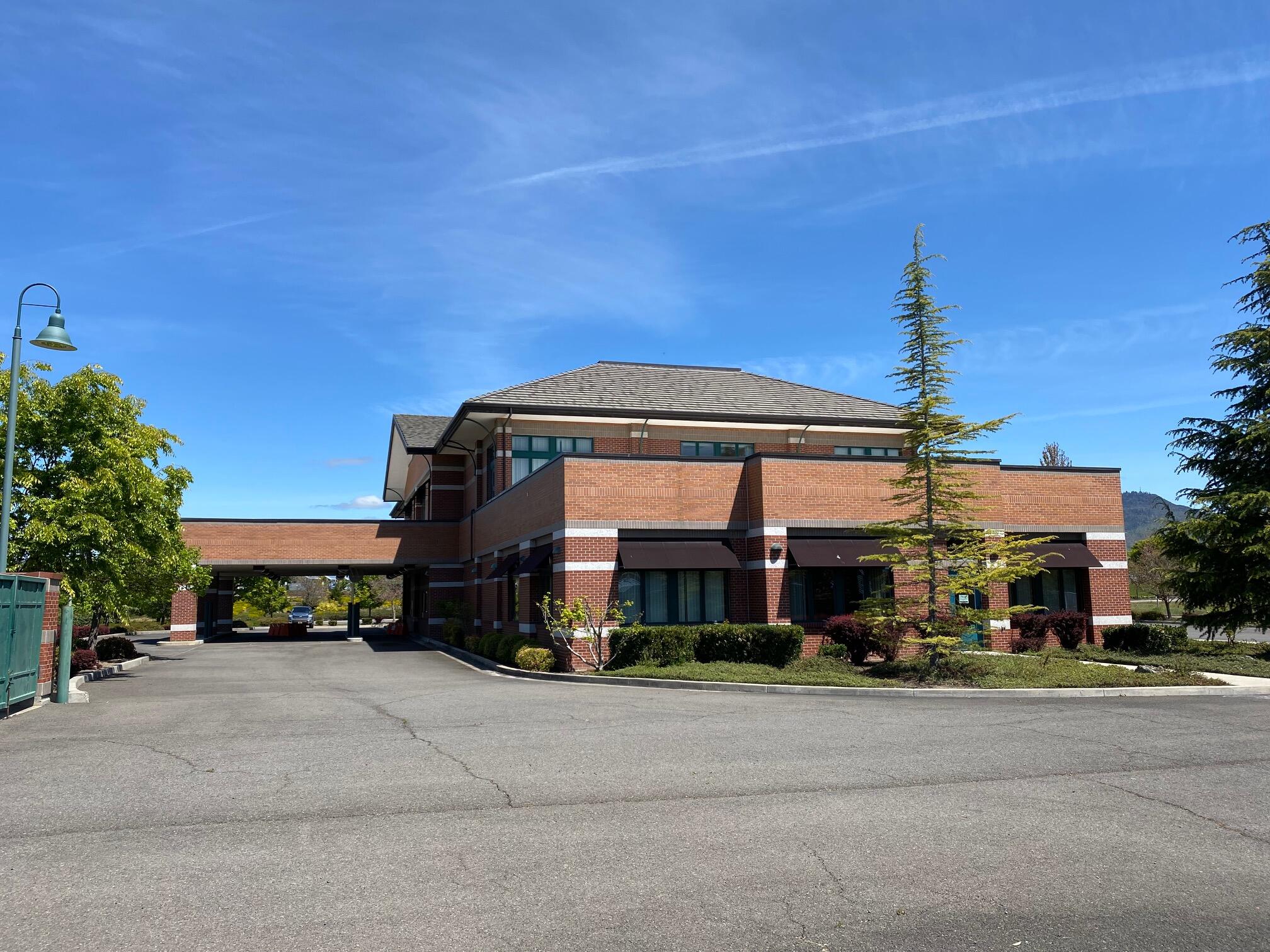 Navigators Landing - Commercial Sale