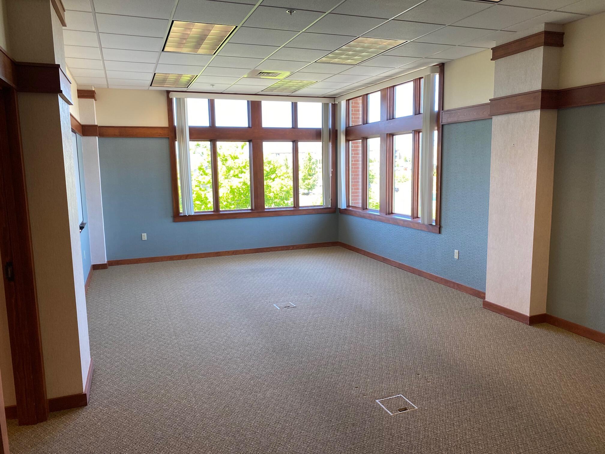 Navigators Landing - Commercial Sale