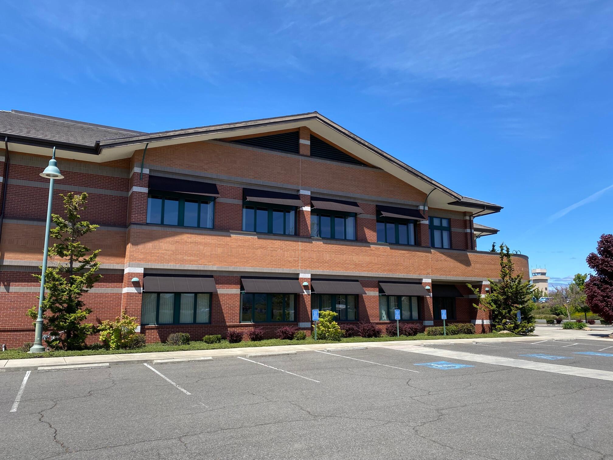 Navigators Landing - Commercial Sale