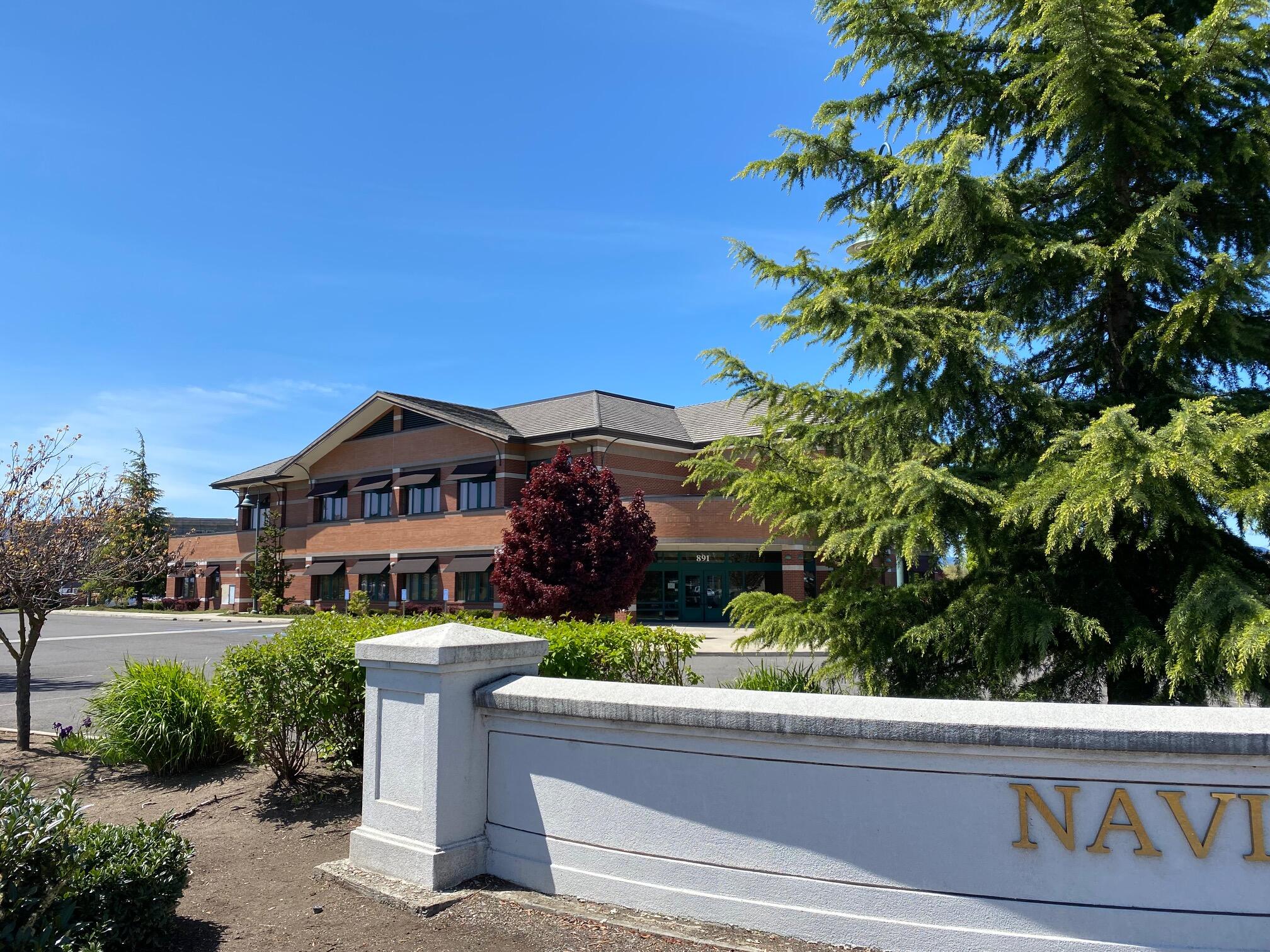 Navigators Landing - Commercial Sale