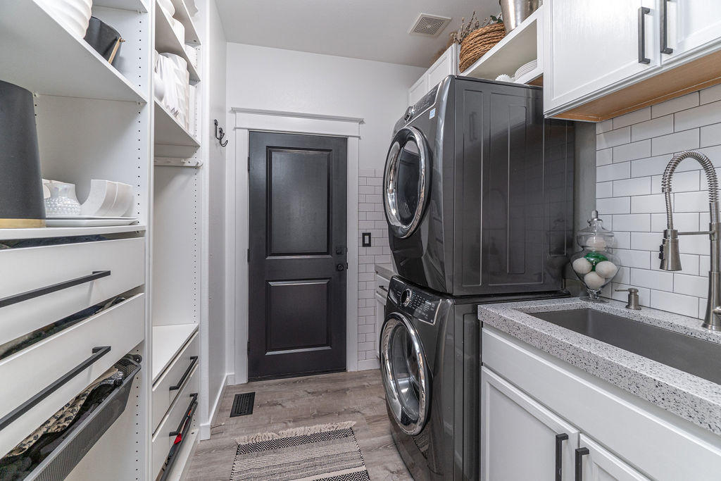 River Canyon Estates - Residential