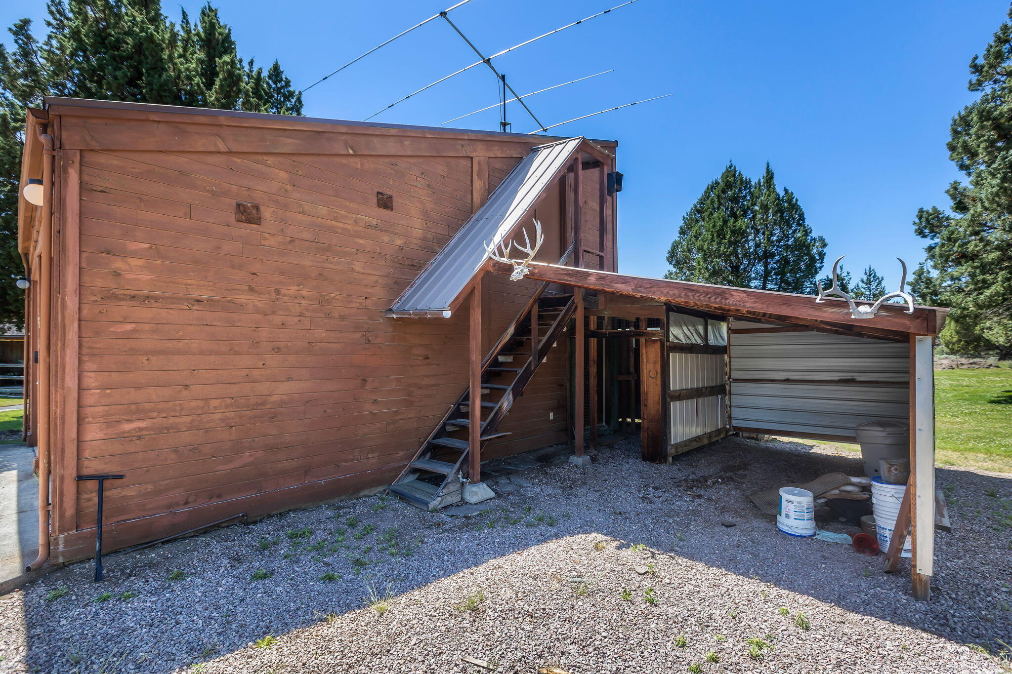 Los Serranos - Residential