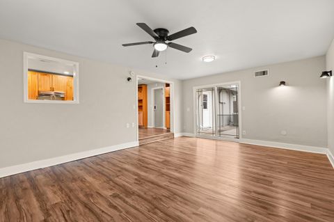 Tiny photo for 907 Comet Avenue, Central Point, OR 97502 (MLS # 220212847)