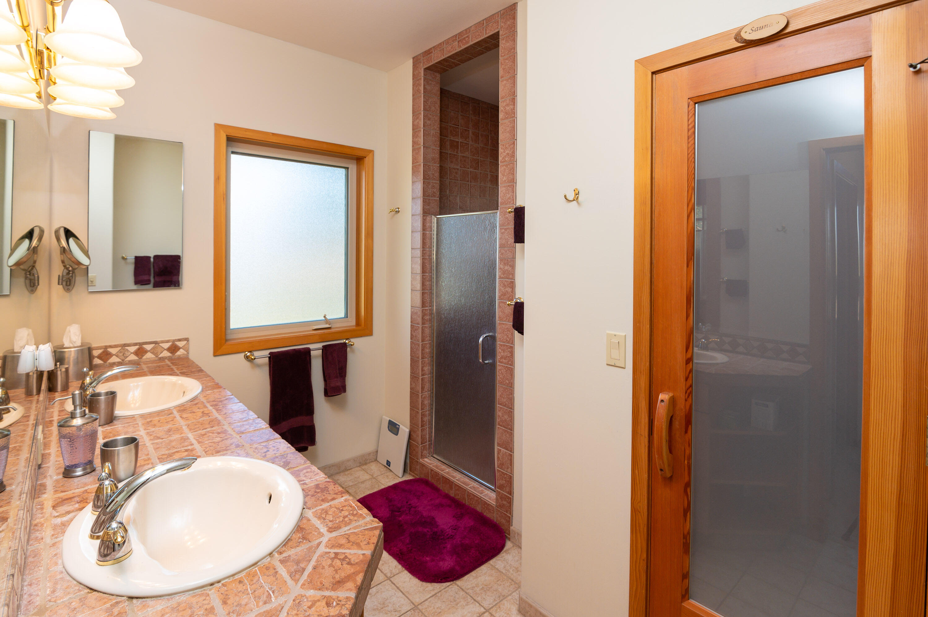 Hunts Three Sisters - Residential