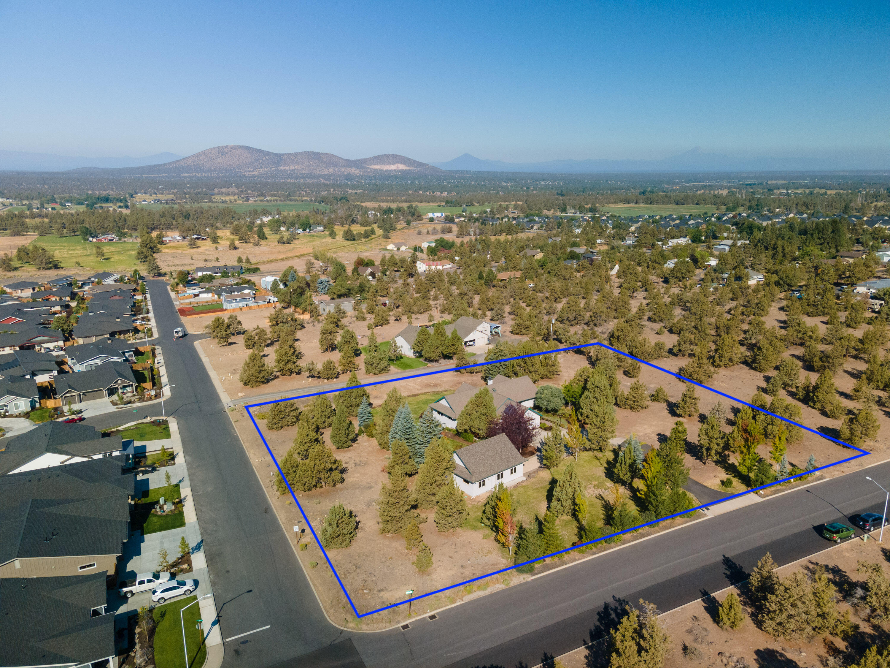 Hunts Three Sisters - Residential