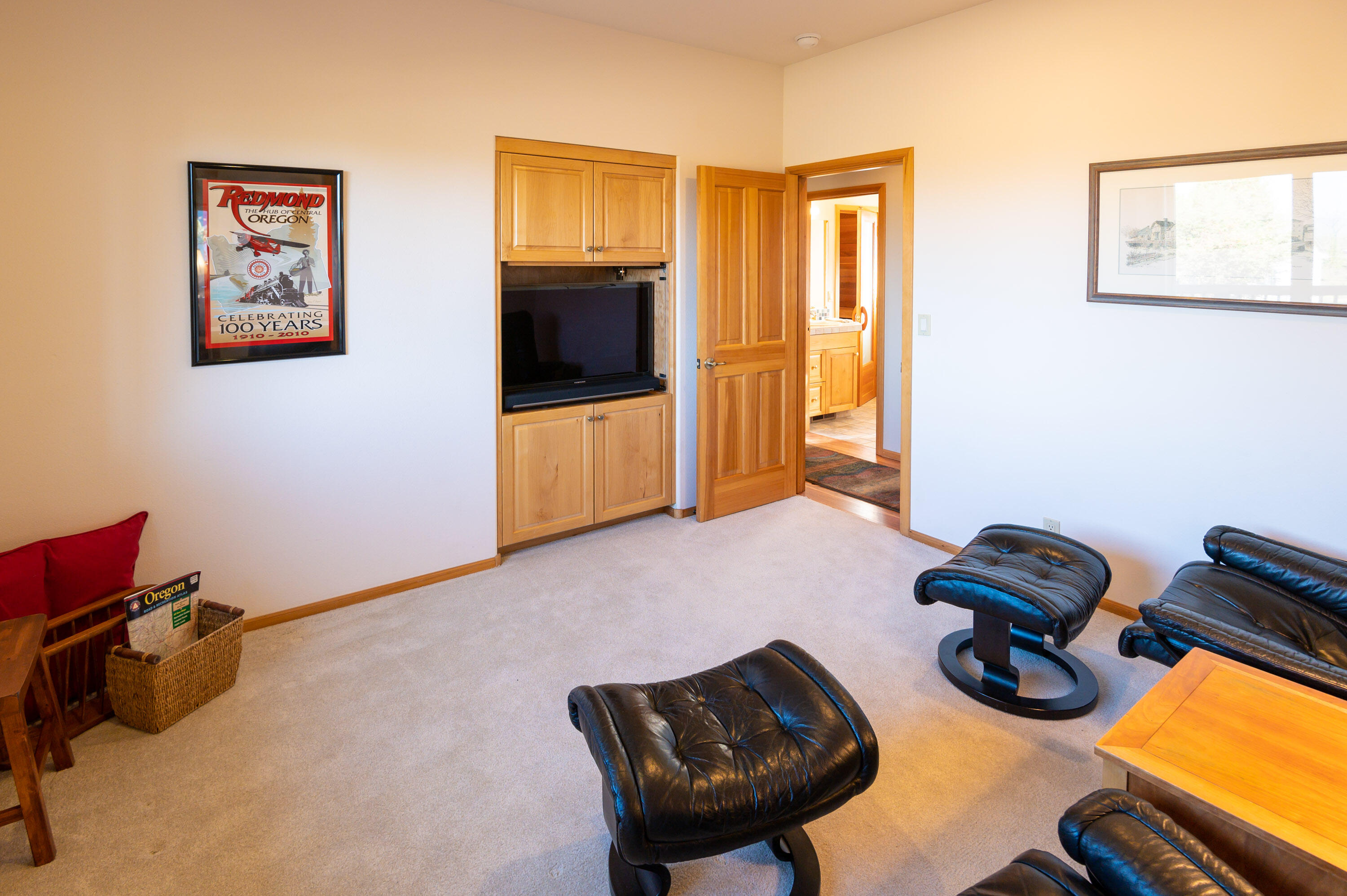 Hunts Three Sisters - Residential