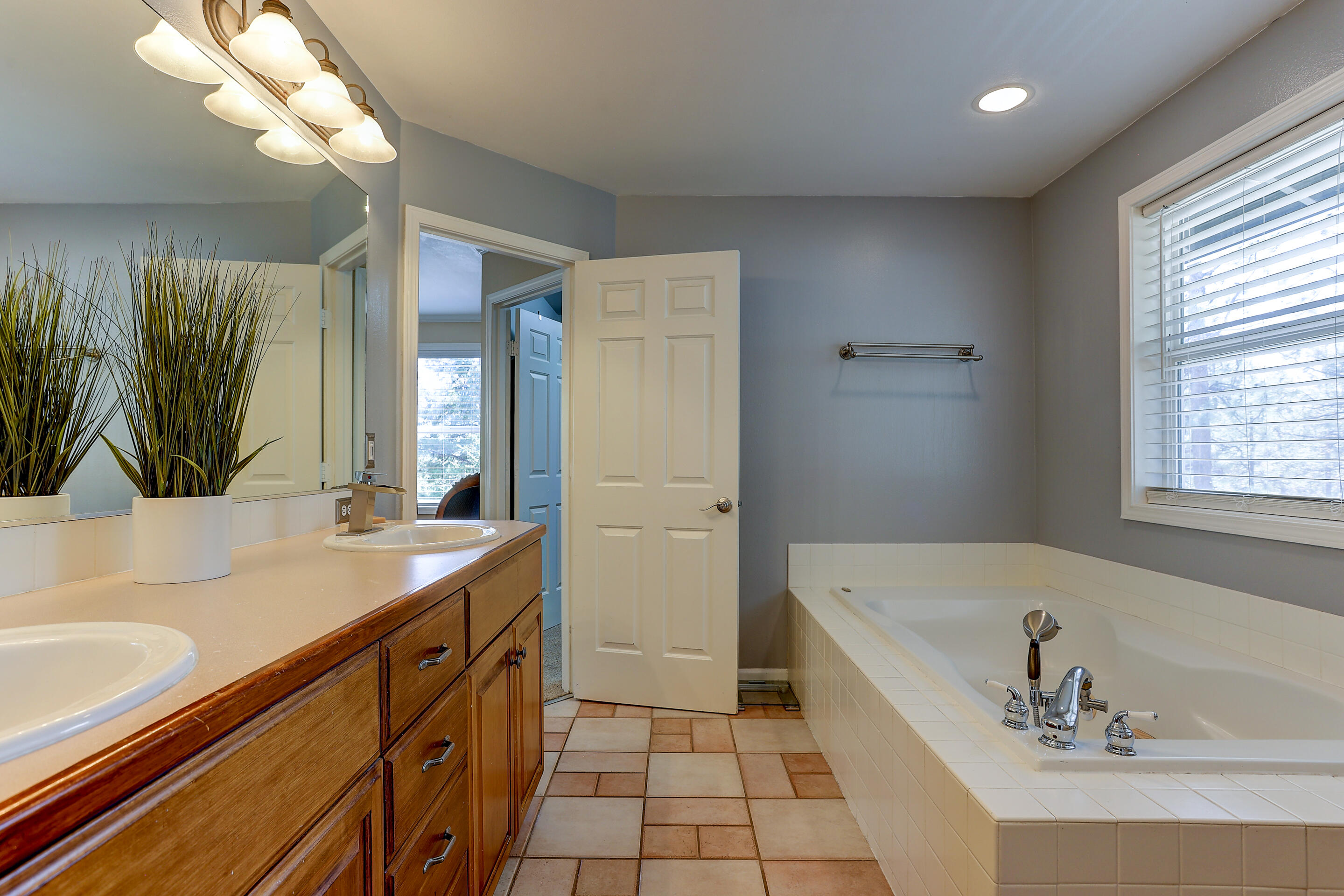 Awbrey Butte - Residential