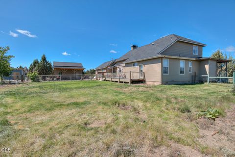 Tiny photo for 60900 Jennings Road, Bend, OR 97702 (MLS # 220223149)