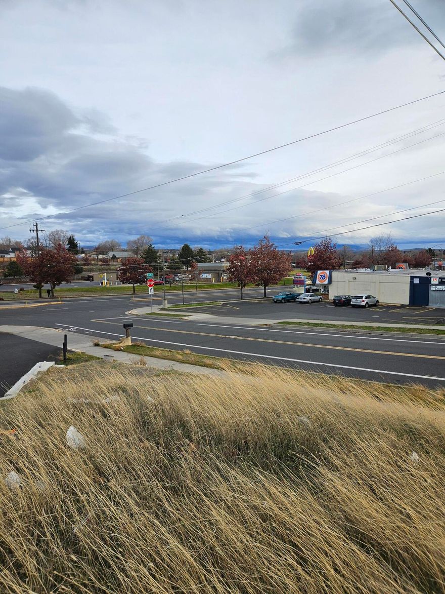 10,000 square foot lot just off of Highway 26 in North Madras.  Perfect for used car lot, food carts or any commercial activity.  Very visible and easy to acress.