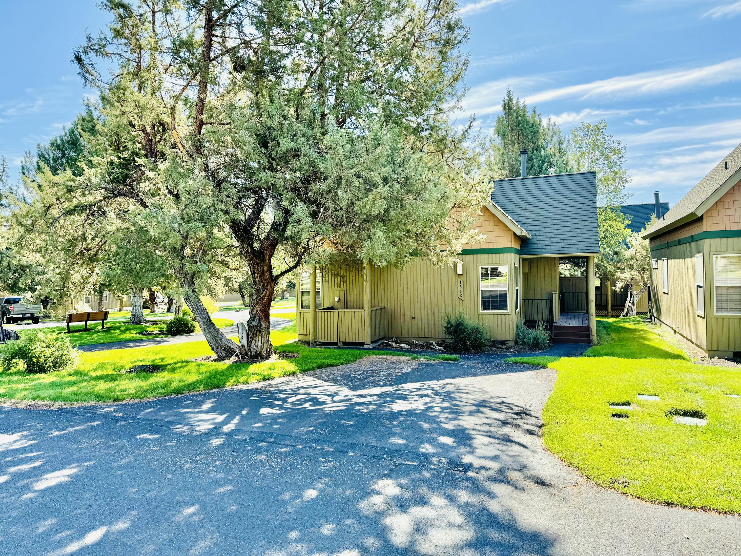 1612 Prairie Falcon Drive