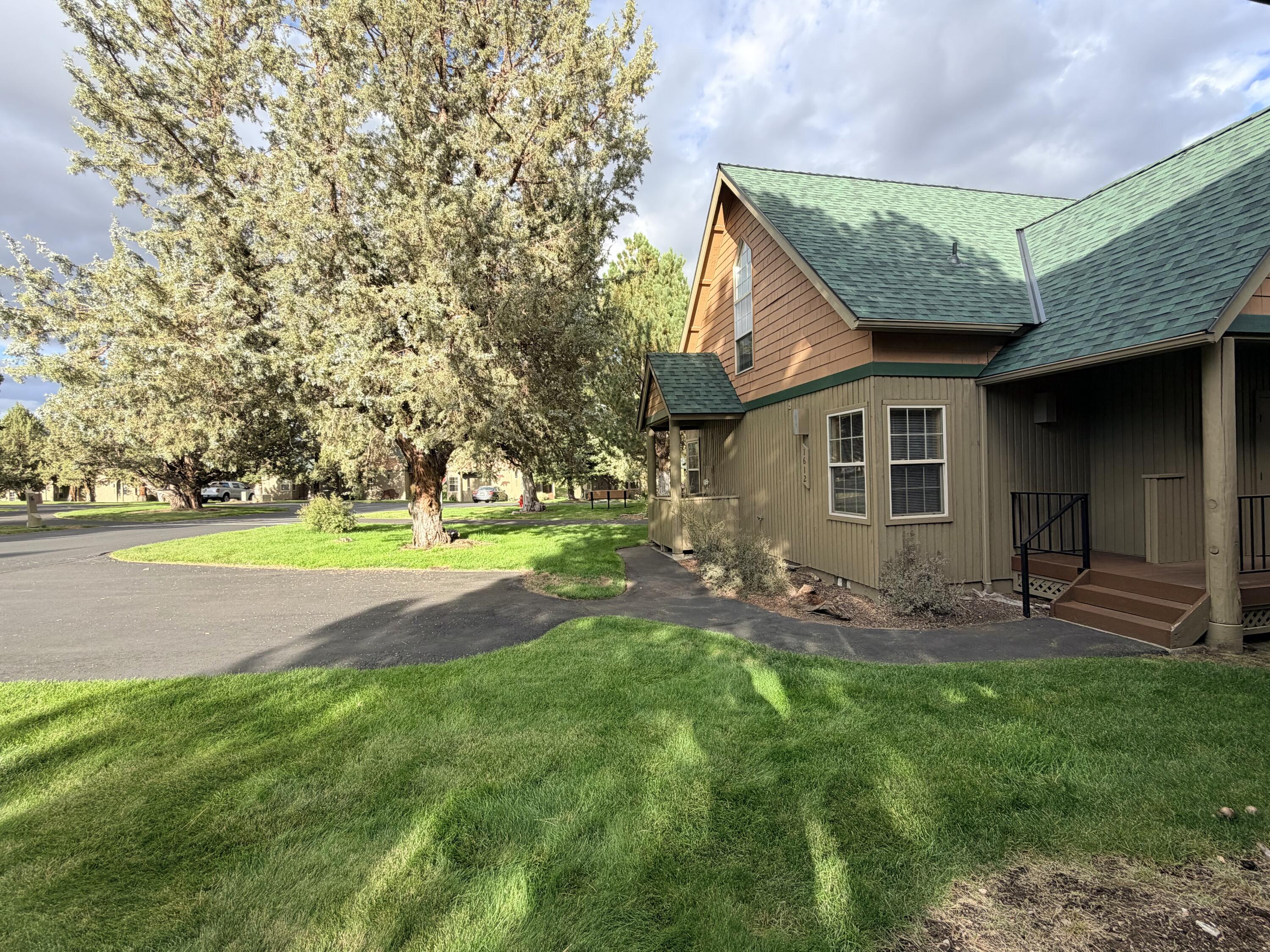 Eagle Crest - Residential