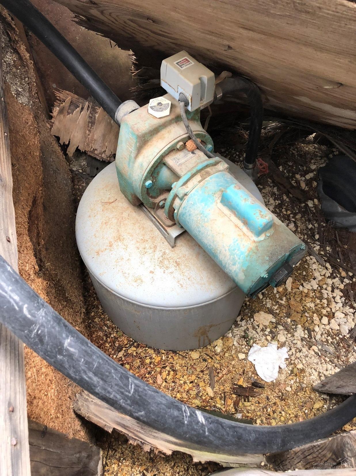 Two Rivers North - Land