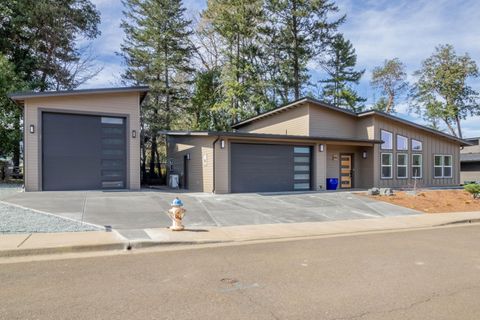 Tiny photo for 407 Selah Lane, Cave Junction, OR 97523 (MLS # 220222674)