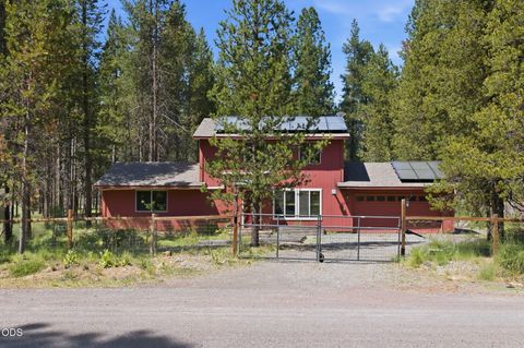 Tiny photo for 16324 Blacktail Lane, Bend, OR 97707 (MLS # 220222847)