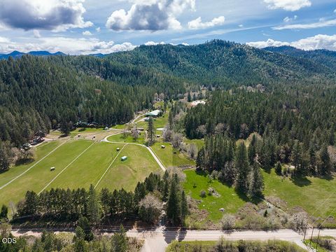 Tiny photo for 910 Reeves Creek Road, Selma, OR 97538 (MLS # 220223573)