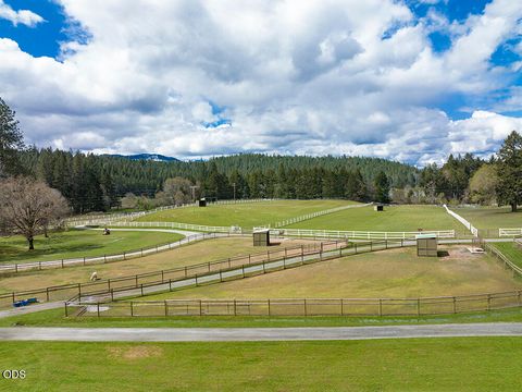 Tiny photo for 910 Reeves Creek Road, Selma, OR 97538 (MLS # 220223573)