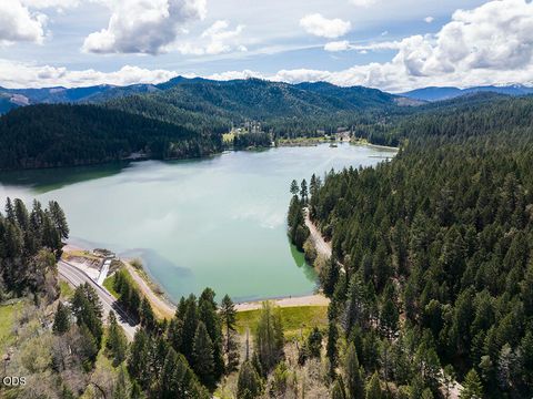 Tiny photo for 910 Reeves Creek Road, Selma, OR 97538 (MLS # 220223573)