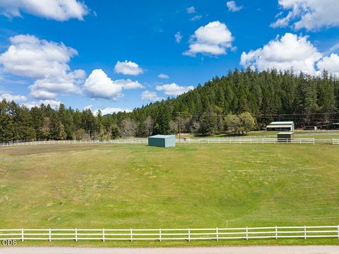 Tiny photo for 910 Reeves Creek Road, Selma, OR 97538 (MLS # 220223573)