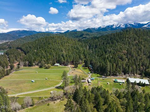 Tiny photo for 910 Reeves Creek Road, Selma, OR 97538 (MLS # 220223573)