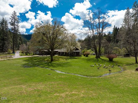 Tiny photo for 910 Reeves Creek Road, Selma, OR 97538 (MLS # 220223573)