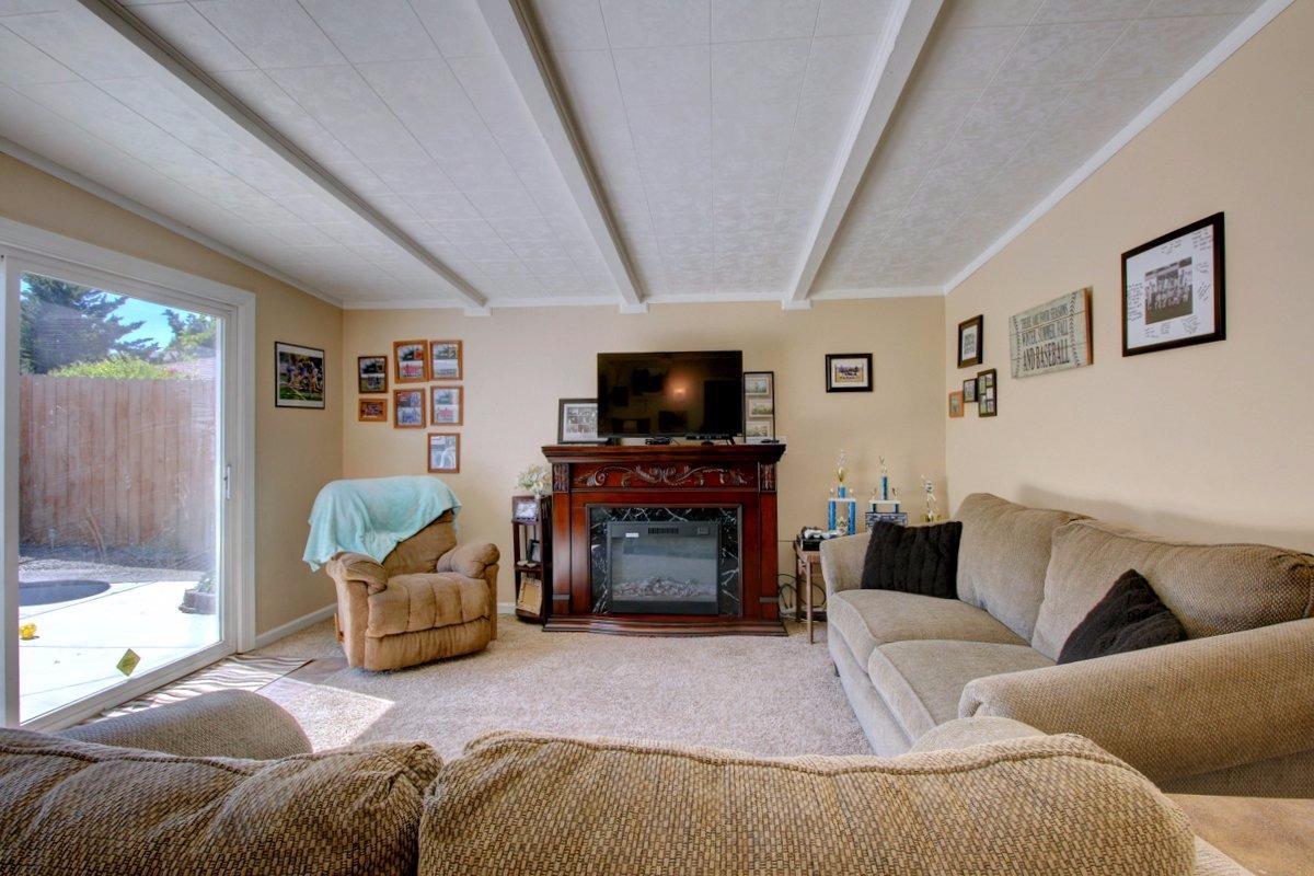 Country Club Meadows - Residential