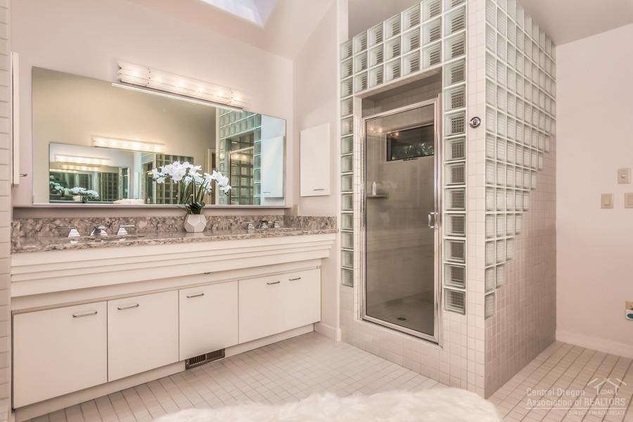 River View - Residential