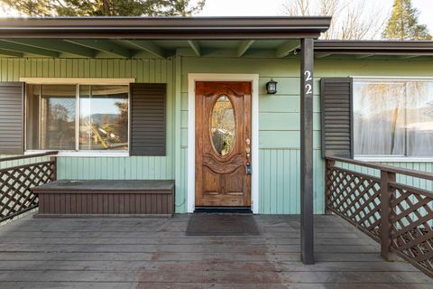 Tiny photo for 22 SW Elm Street, Grants Pass, OR 97526 (MLS # 220217659)