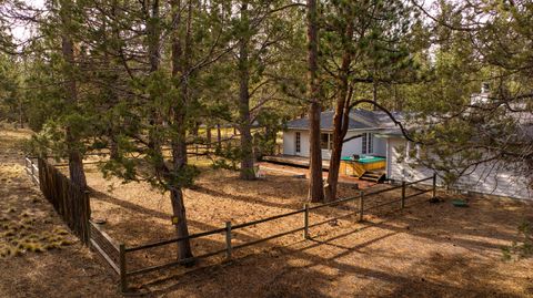 Tiny photo for 63510 Gold Spur Way, Bend, OR 97703 (MLS # 220211124)
