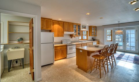 Tiny photo for 63510 Gold Spur Way, Bend, OR 97703 (MLS # 220211124)