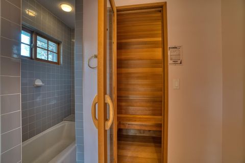 Tiny photo for 63510 Gold Spur Way, Bend, OR 97703 (MLS # 220211124)