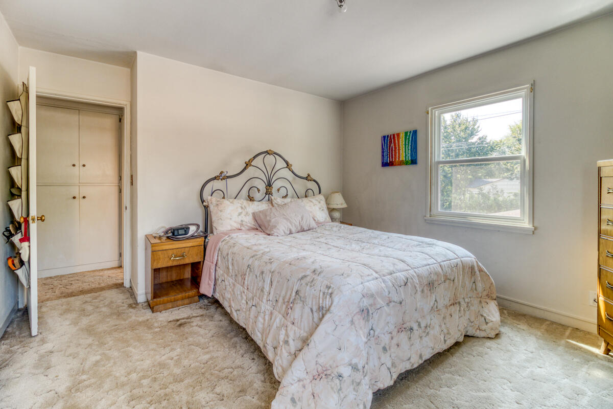 Oregon + Western - Residential