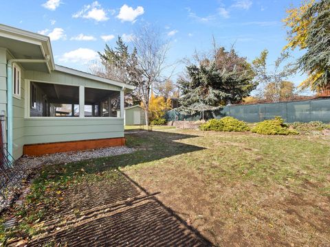 Tiny photo for 6245 Climax Avenue, Klamath Falls, OR 97603 (MLS # 220211854)