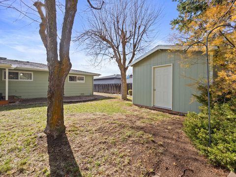 Tiny photo for 6245 Climax Avenue, Klamath Falls, OR 97603 (MLS # 220211854)